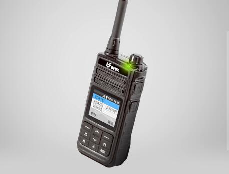 無(wú)線電對(duì)講機(jī)系統(tǒng)和集團(tuán)電話系統(tǒng)的區(qū)別