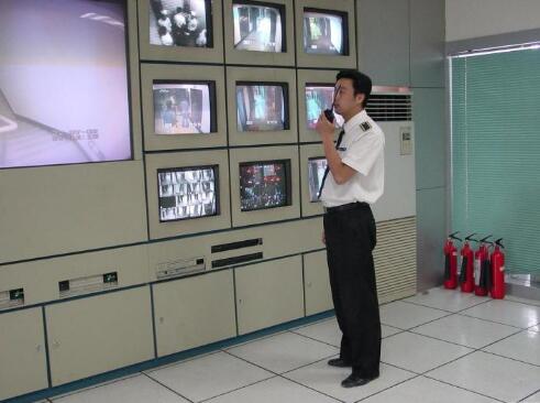 國(guó)外的對(duì)講機(jī)愛好者來(lái)在中國(guó)怎么才能訪問DMR中繼網(wǎng)絡(luò)？