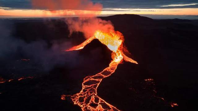 反思：湯加海底火山噴發(fā)，通信被毀全境失聯(lián)